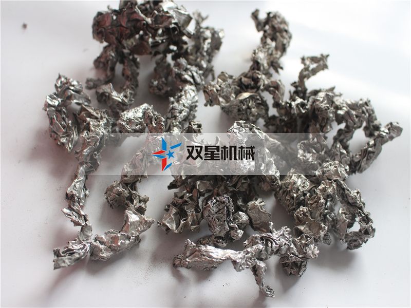 <a target='_blank'><span>斷橋鋁破碎機</span></a>設(shè)備生產(chǎn)線粉碎效果