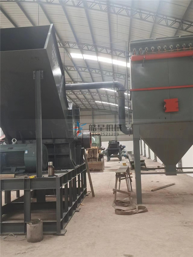 鋁合金破碎機(jī)生產(chǎn)線作業(yè) 鋁合金破碎機(jī)生產(chǎn)線作業(yè)